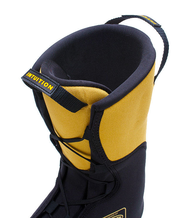 Intuition clearance liner molding